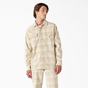 Khaki Men's Dickies Alma Corduroy Shirt | XJC843721