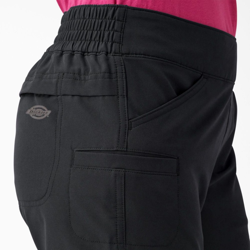 Black Women's Dickies Cooling Relaxed Fit Pull-On Shorts | VWF783014